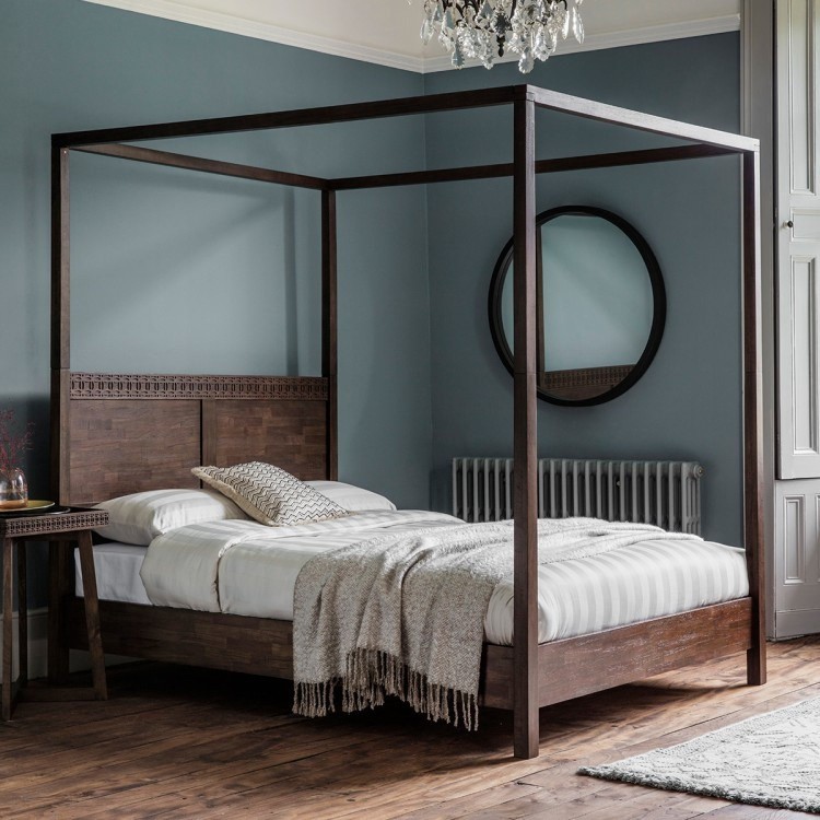 Four Poster Beds