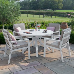 Maze Lounge Outdoor Fabric New York White 4 Seat Round Dining Set