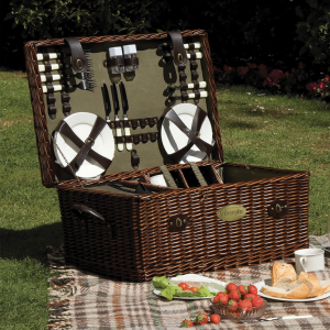 Lifestyle Outdoor Living Family Sized Willow Picnic Hamper Lifestyle Outdoor Living Family Sized Willow Picnic Hamper LFS1000
