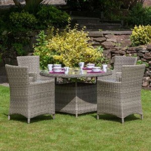 Royalcraft Garden Furniture Wentworth 4 Seat Round Carver Dining Set Royalcraft Garden Furniture Wentworth 4 Seat Round Carver Dining Set