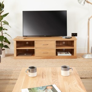 Mobel Oak Furniture Mounted Widescreen Television Cabinet Mobel Oak Furniture Mounted Widescreen Television Cabinet COR09E
