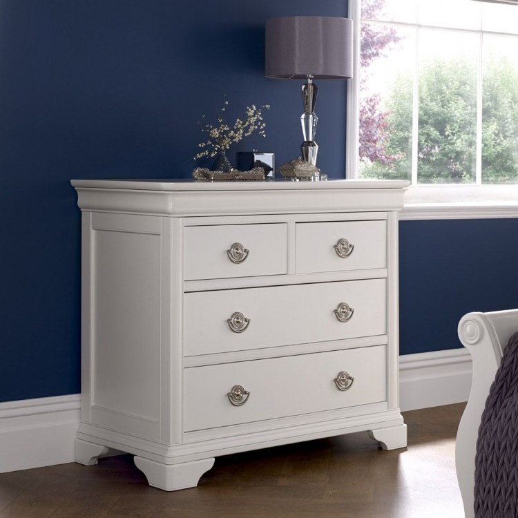 Bentley Designs Chantilly White 2 Over 2 Chest of Drawers