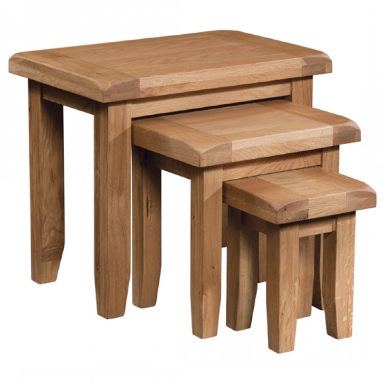 Summertown Rustic Oak Furniture Nest of 3 Tables