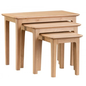 Bergen Oak Furniture Nest of 3 Tables Bergen Oak Furniture Nest of 3 Tables