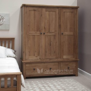 Rustic Solid Oak Furniture Triple Wardrobe Rustic Solid Oak Furniture Triple Wardrobe