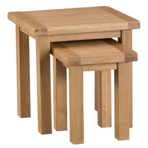 Colchester Rustic Oak Furniture Nest Of 2 Tables