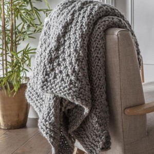 Regency Design Moss Grey Chunky Knitted Throw Regency Design Moss Grey Chunky Knitted Throw