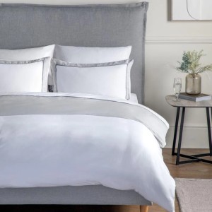 Isla Silver and White 100% Cotton Superking Size Duvet Set Isla Silver and White 100% Cotton Superking Size Duvet Set