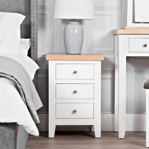 Piccadilly White Painted Furniture 3 Drawer Bedside Table Piccadilly White Painted Furniture 3 Drawer Bedside Table