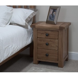 Rustic Solid Oak Furniture 3 Drawer Bedside Cabinet Rustic Solid Oak Furniture 3 Drawer Bedside Cabinet